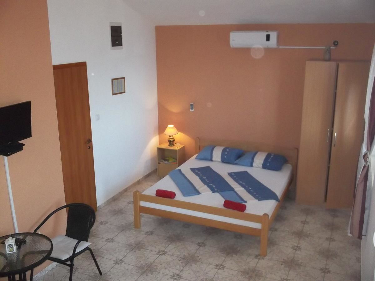 Апартаменты Apartments Safija Добра-Вода
